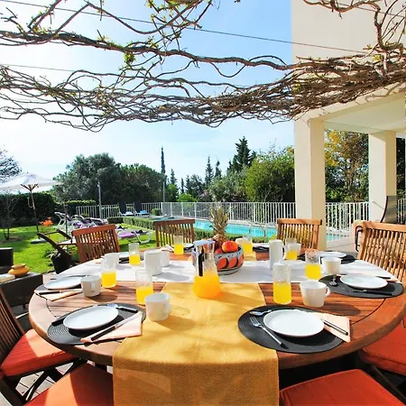 Villa Bora Bora Albufeira